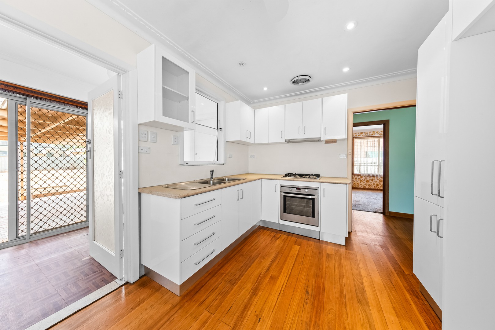 102 William Street, St Albans, VIC 3021, St Albans - Thumbnail 3