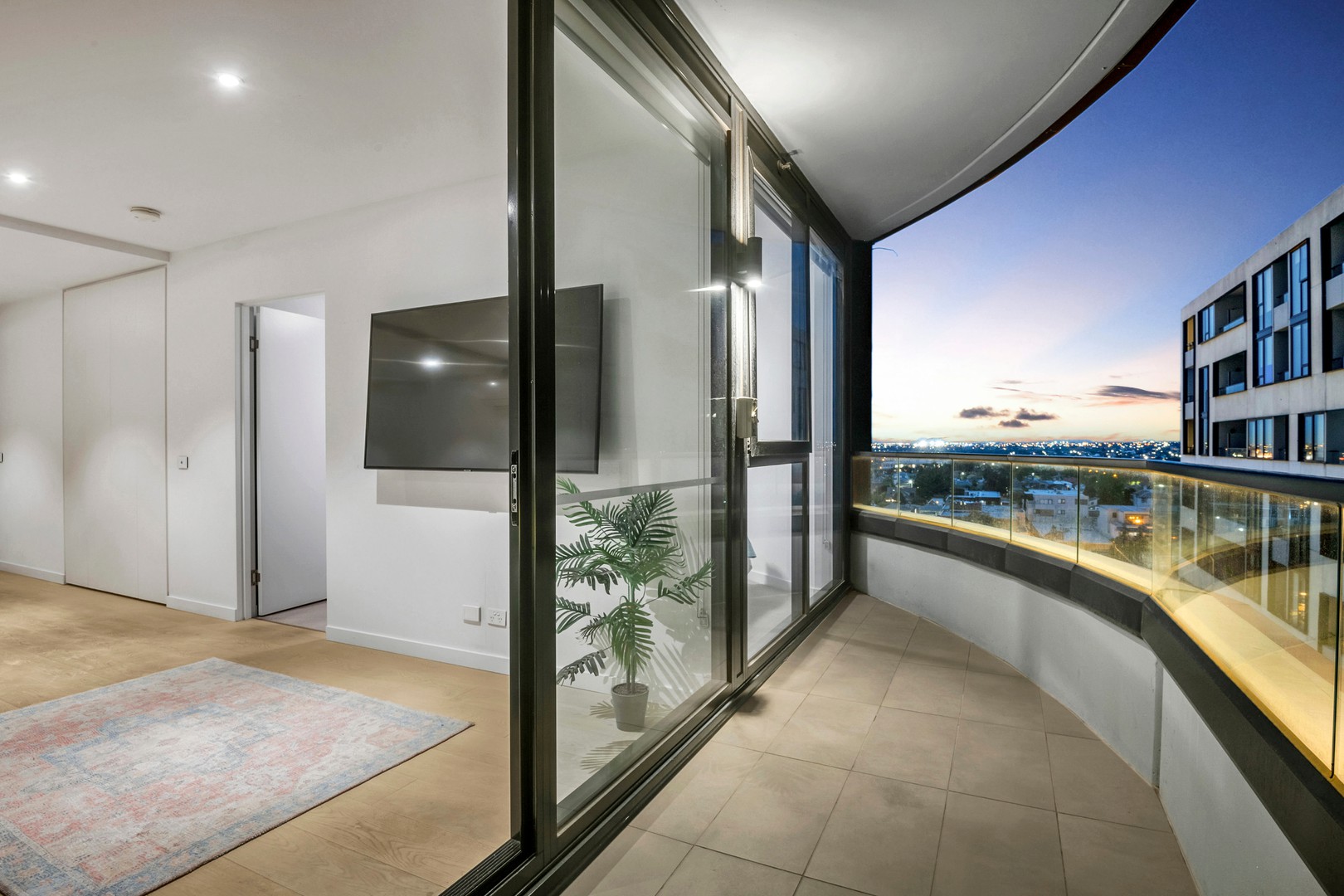 1021/40 Hall Street, Moonee Ponds, VIC 3039, Moonee Ponds - Thumbnail 3