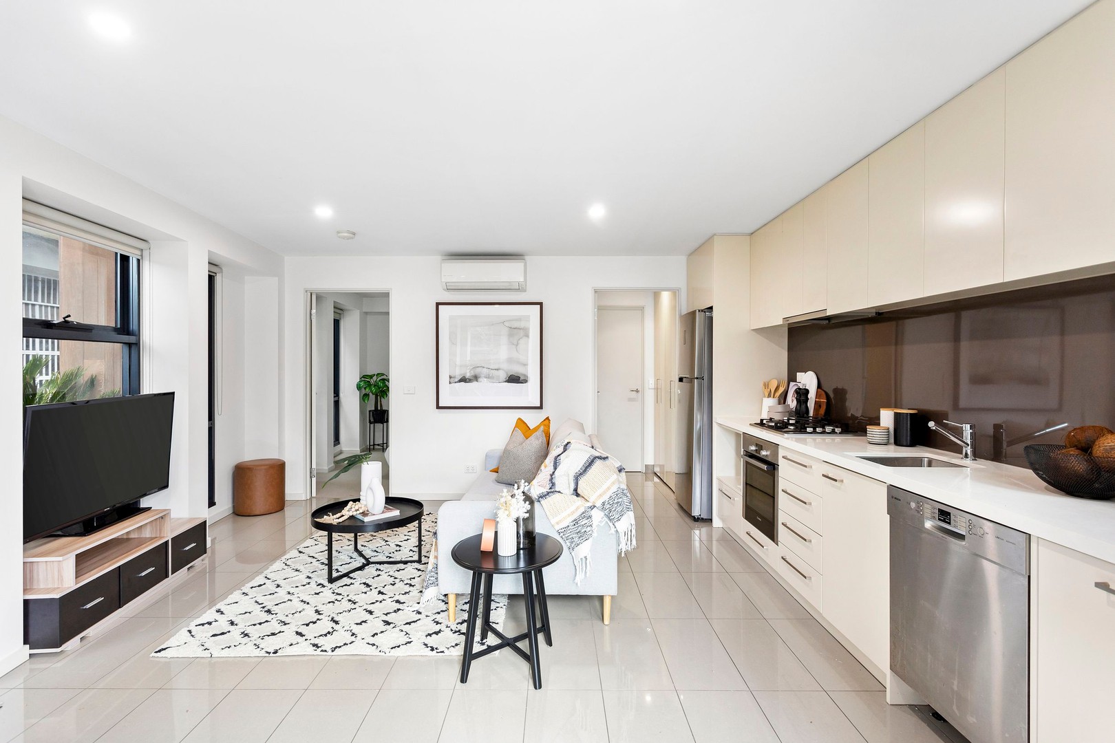 1022A Mt Alexander Road, Essendon, VIC 3040 - Thumbnail 2 - 07/12/2023