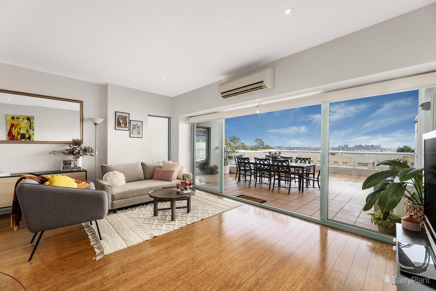 103/1 Sovereign Point Court, Doncaster, VIC 3108, Doncaster - Thumbnail 4