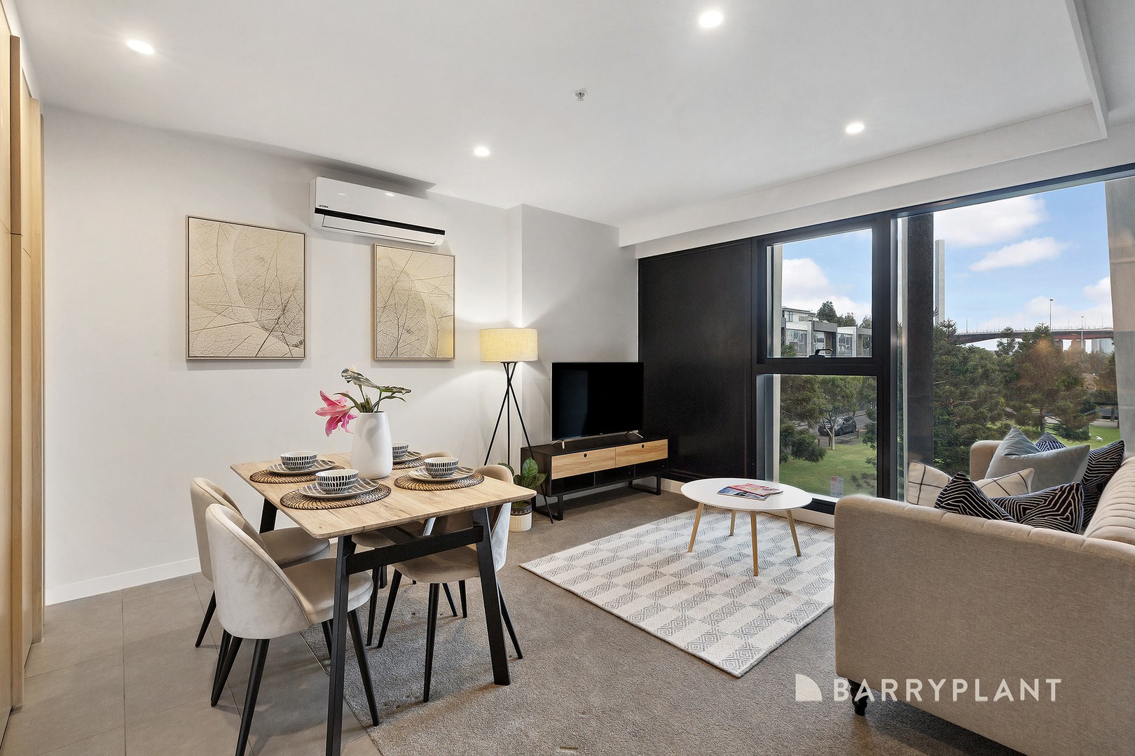 103/16 Pearl River Road, Docklands, VIC 3008, Docklands - Thumbnail 3