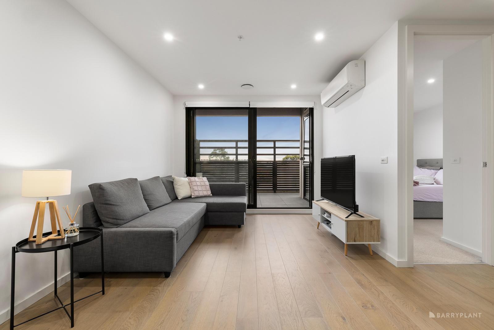 103/3 Mitchell Street, Doncaster East, VIC 3109, Doncaster East - Thumbnail 2