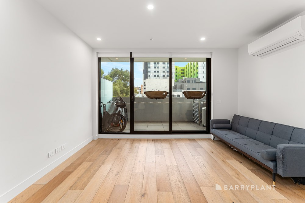 103/5 Rodgerson Road, Box Hill, VIC 3128 - Thumbnail 2 - 01/05/2025