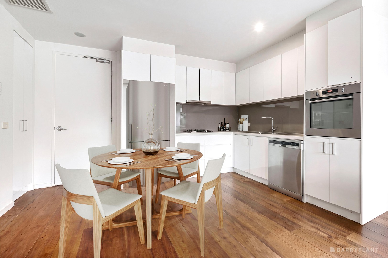 103/927 Doncaster Road, Doncaster East, VIC 3109, Doncaster East - Thumbnail 3