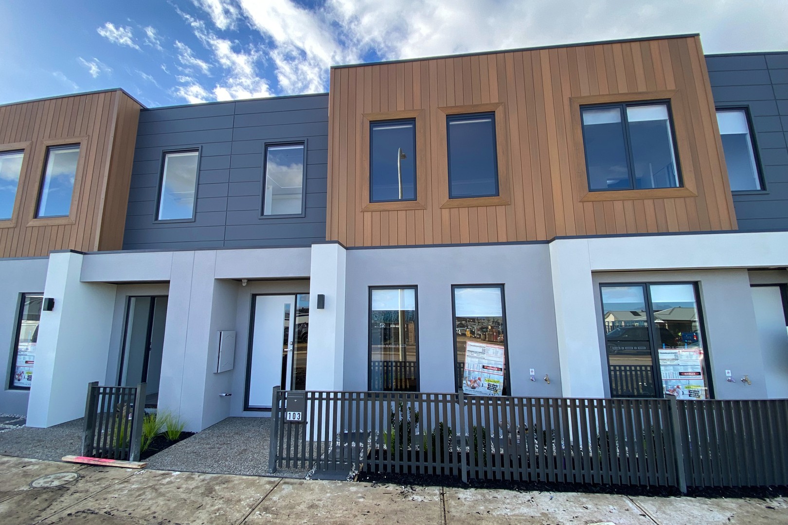 103 Carnival Boulevard, Berwick, VIC 3806 - Thumbnail 1 - 11/07/2025