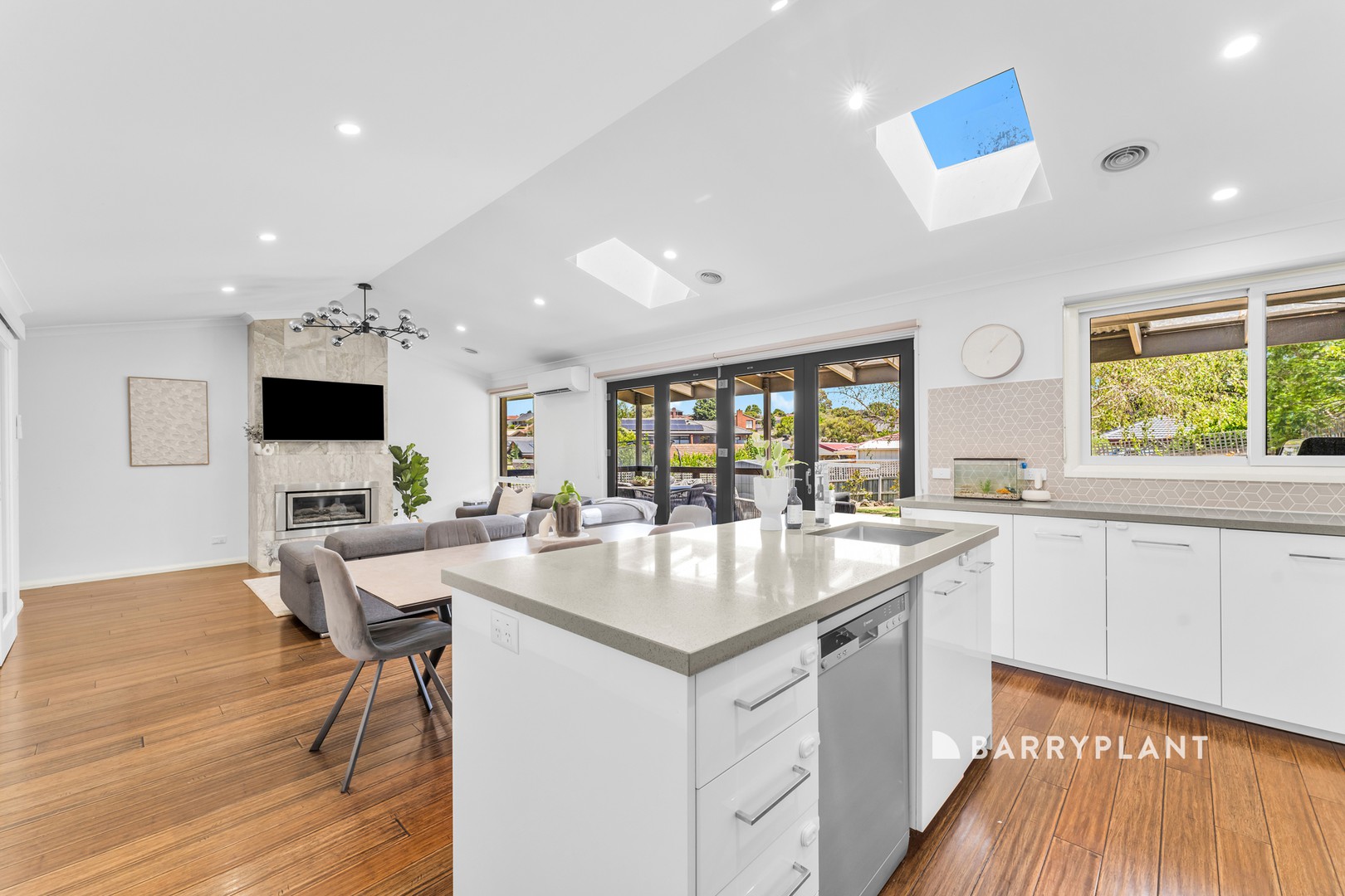 103 John Fawkner Drive, Endeavour Hills, VIC 3802 - Thumbnail 2 - 28/01/2026