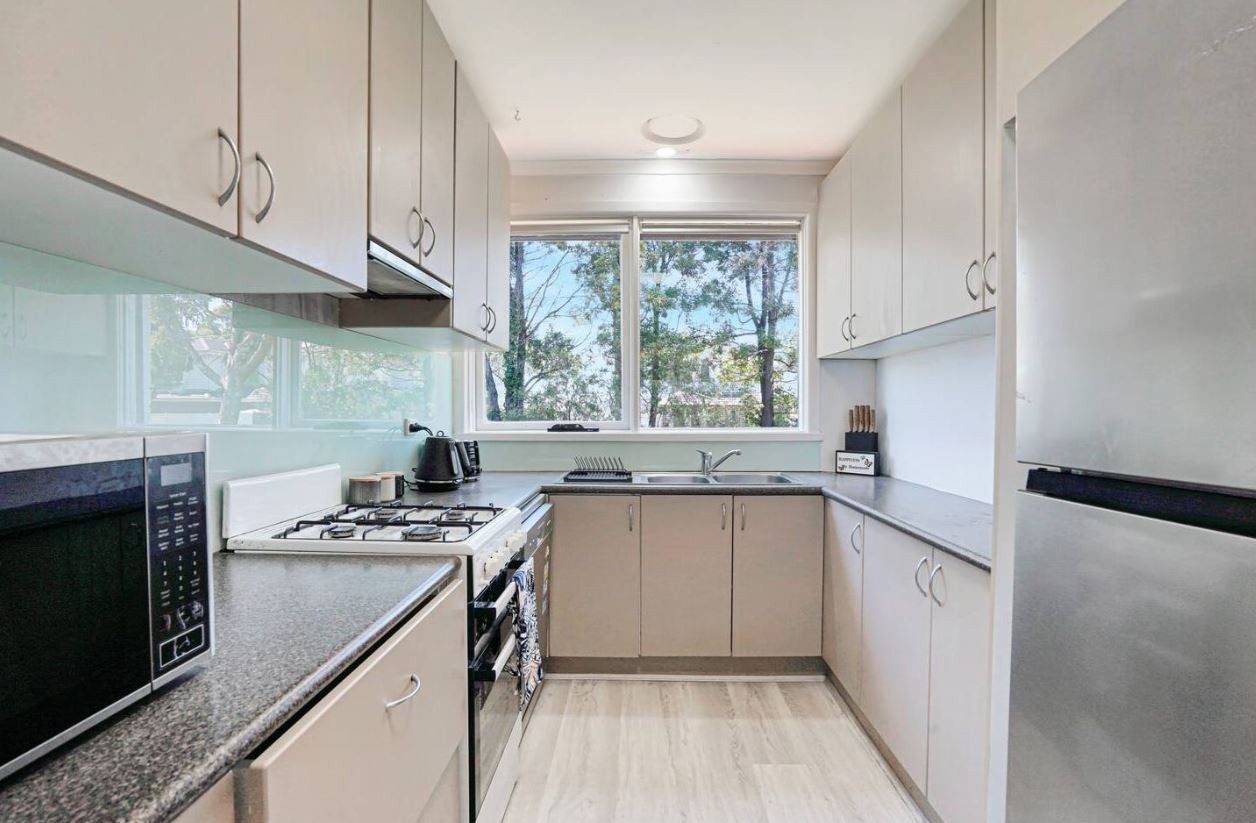 103 Mahoneys Road, Forest Hill, VIC 3131, Forest Hill - Thumbnail 3