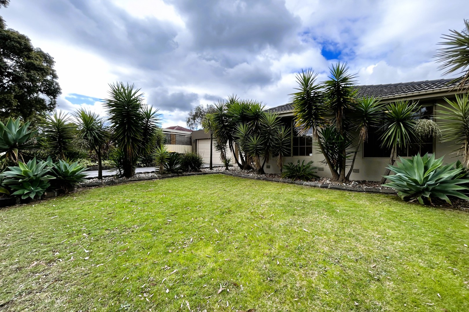 103 Mill Park Drive, Mill Park, VIC 3082 - Thumbnail 2 - 19/05/2023