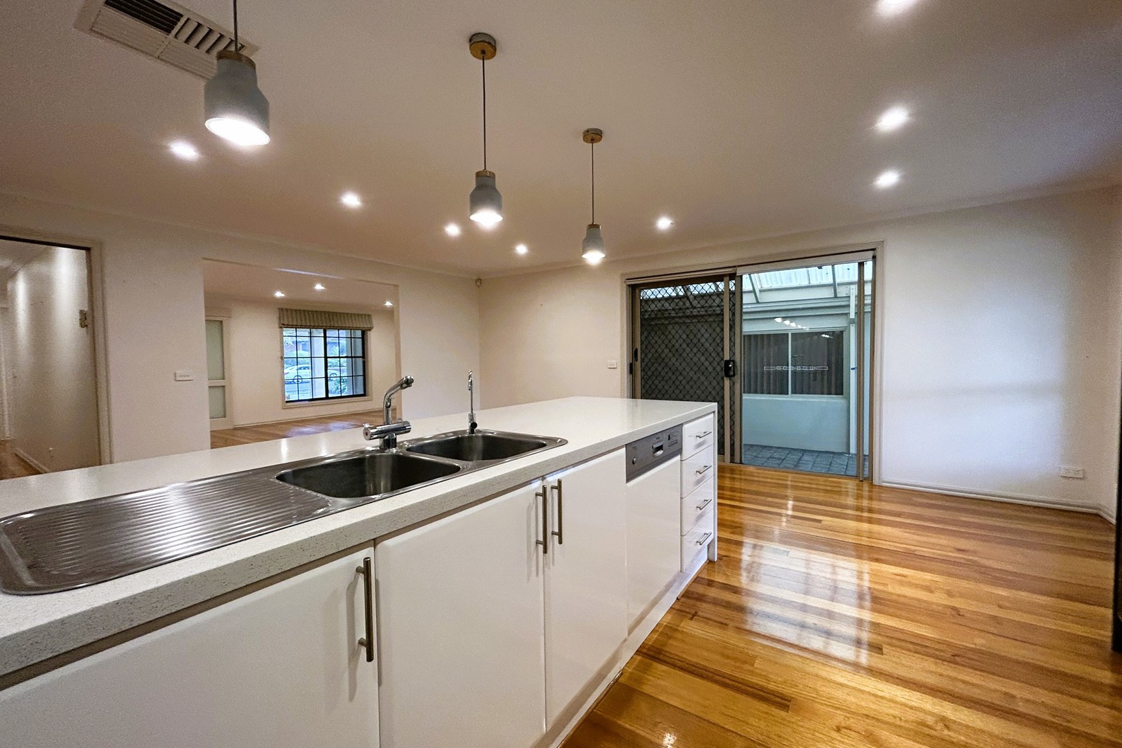 103 Mill Park Drive, Mill Park, VIC 3082, Mill Park - Thumbnail 7