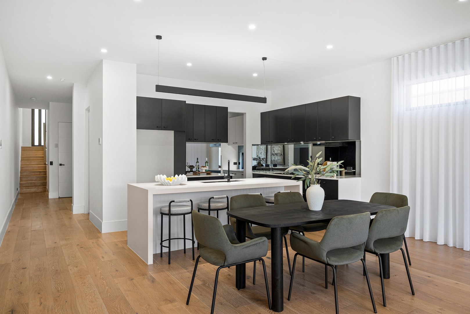 103 Ogilvie Street, Essendon, VIC 3040 - Thumbnail 2 - 23/02/2026