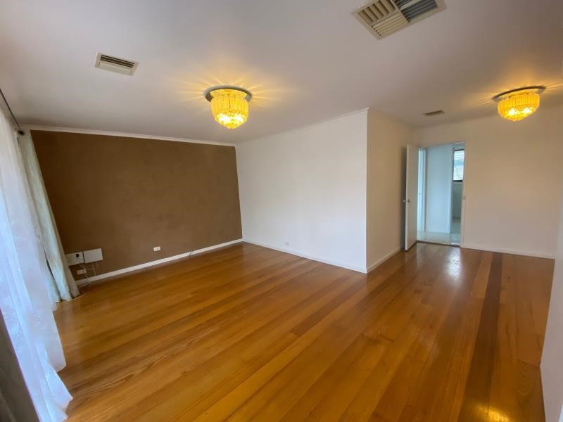 103 South Circular Road, Gladstone Park, VIC 3043, Gladstone Park - Thumbnail 4