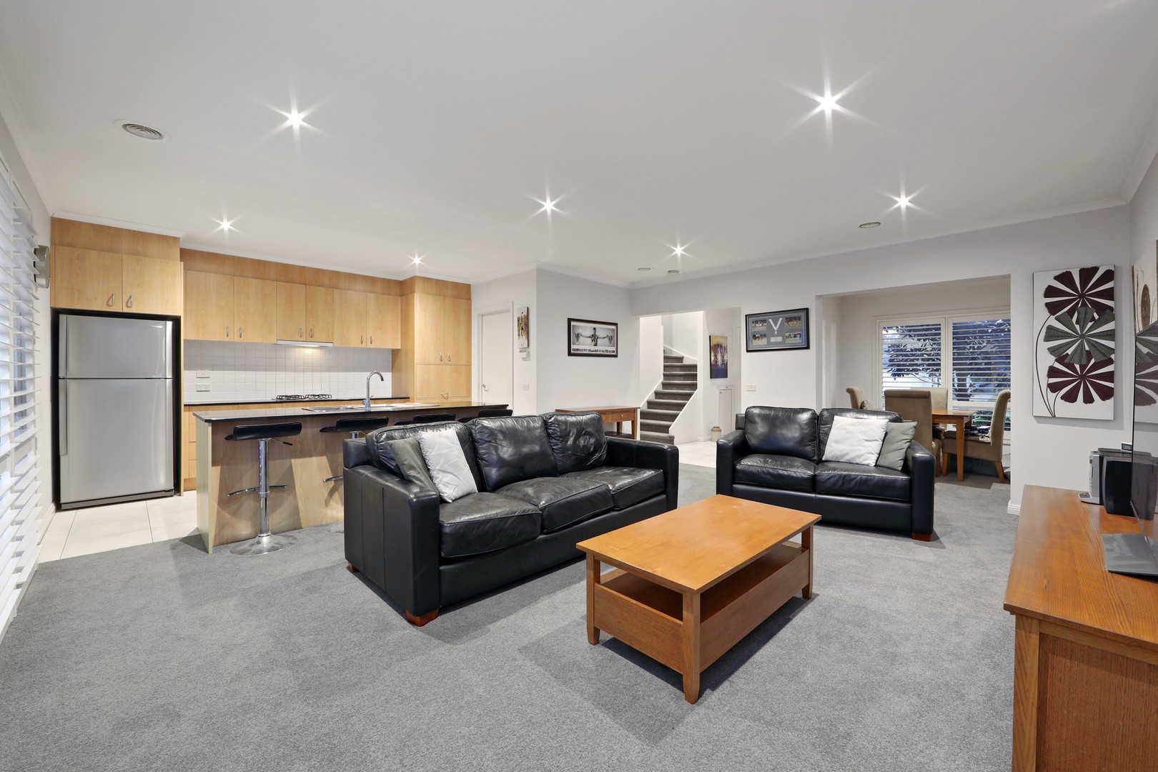 103 Sovereign Manors Crescent, Rowville, VIC 3178, Rowville - Thumbnail 3