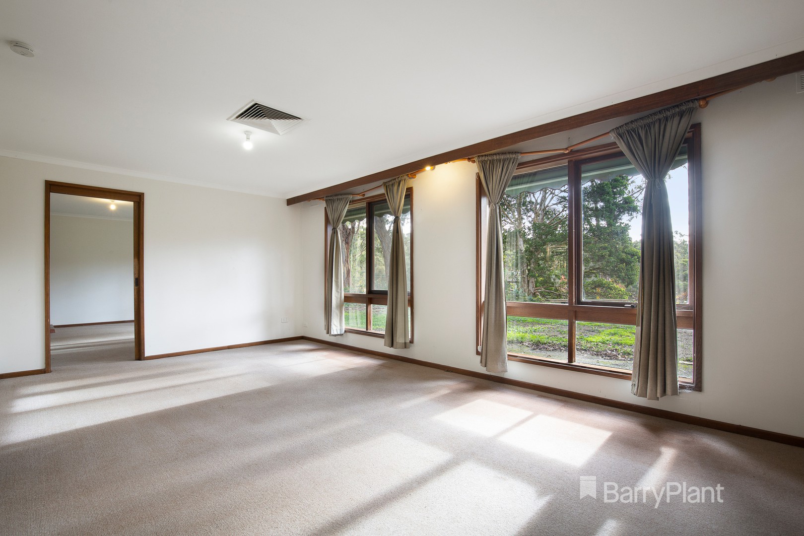 1038 Heidelberg-Kinglake Road, Hurstbridge, VIC 3099, Hurstbridge - Thumbnail 6
