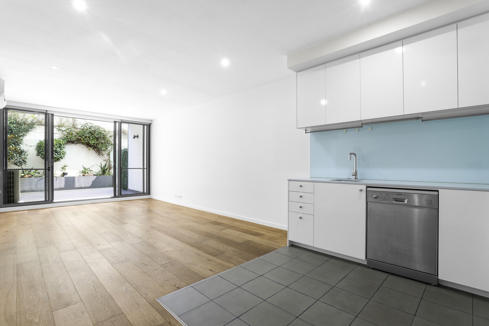 104/154 Elgar Road, Box Hill South, VIC 3128, Box Hill South - Thumbnail 2