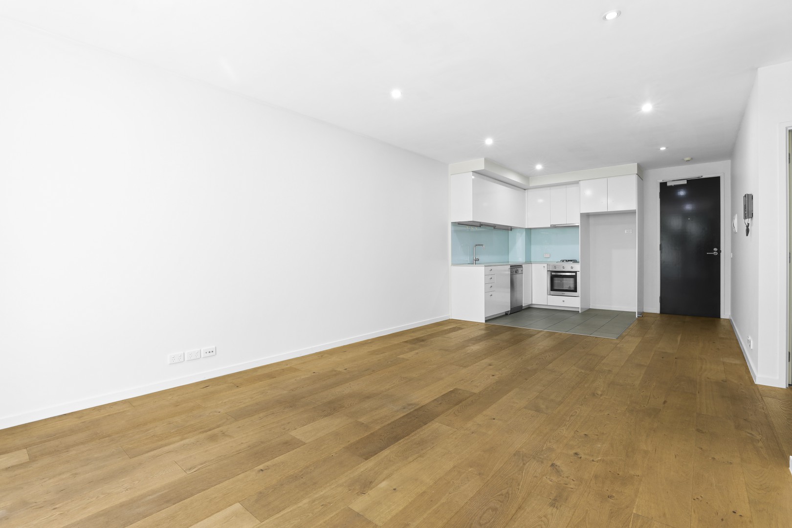 104/154 Elgar Road, Box Hill South, VIC 3128, Box Hill South - Thumbnail 3