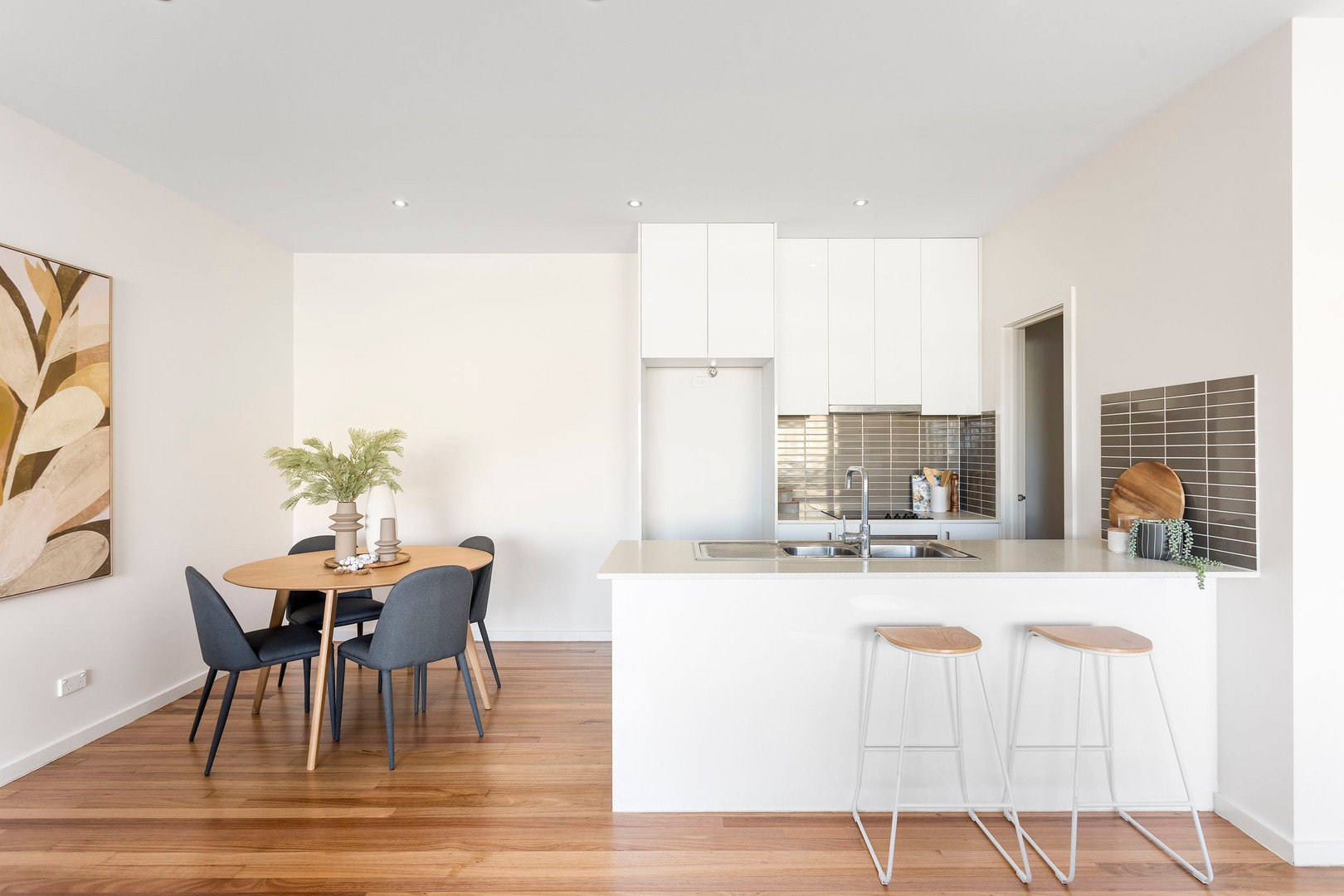 104/305 Buckley Street, Aberfeldie, VIC 3040 - Thumbnail 2 - 26/03/2024