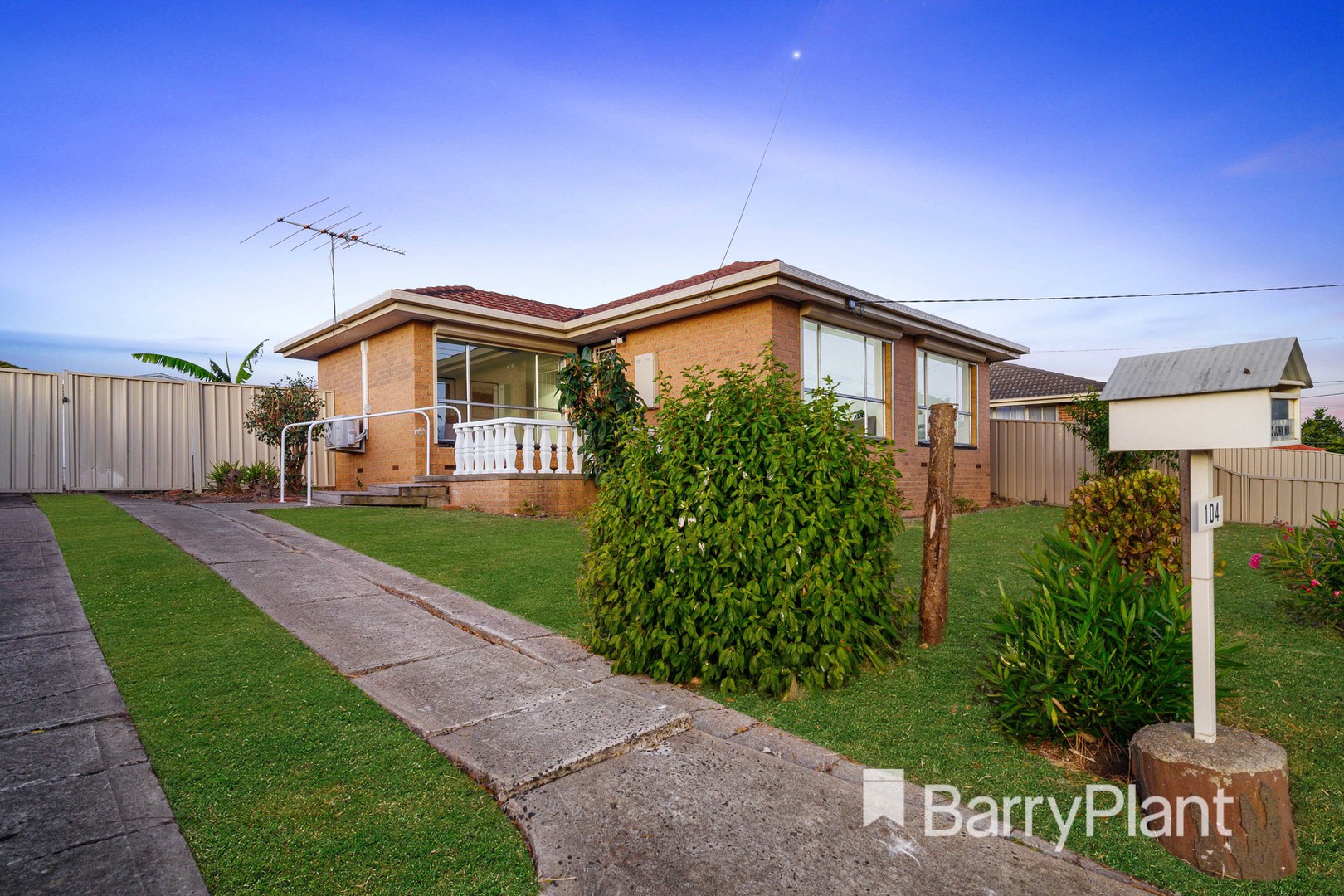 104 Denton Avenue, St Albans, VIC 3021, St Albans - Thumbnail 2