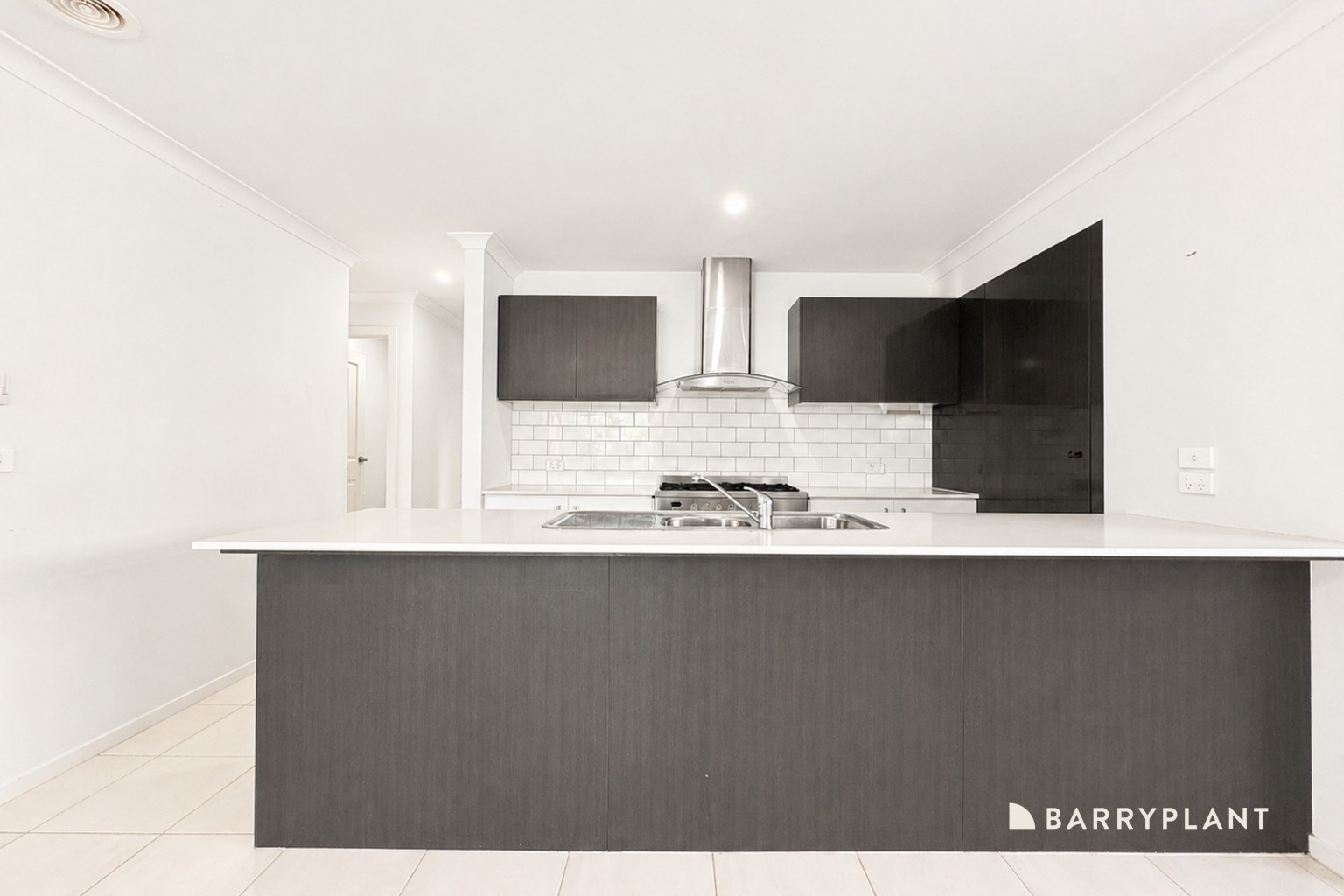 104 Park Orchard Drive, Pakenham, VIC 3810 - Thumbnail 1 - 29/04/2026