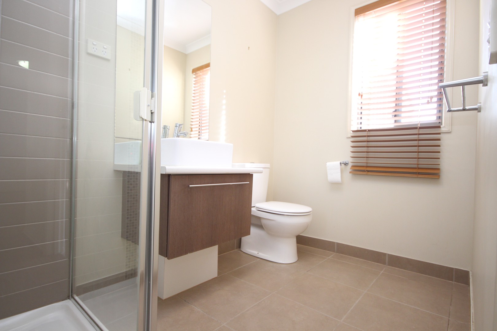 104 Province Boulevard, Highton, VIC 3216, Highton - Thumbnail 6