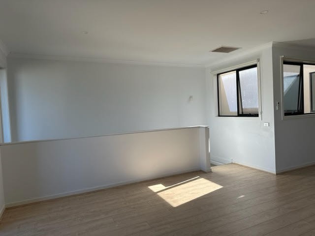 105 Spectrum Way, Coburg North, VIC 3058, Coburg North - Thumbnail 4