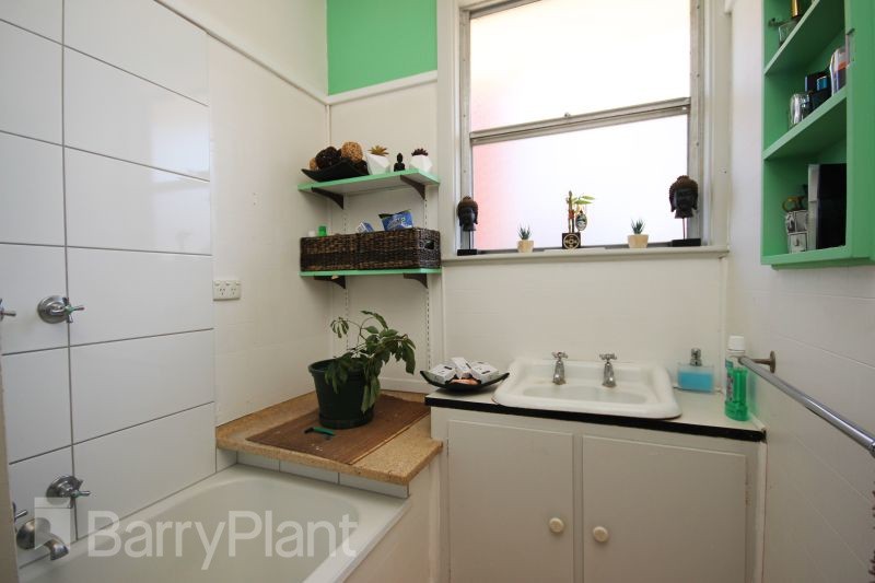 105 Webb Avenue, Ballarat East, VIC 3350, Ballarat East - Thumbnail 2