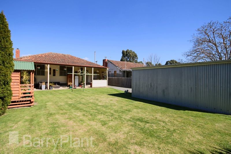 105 Webb Avenue, Ballarat East, VIC 3350, Ballarat East - Thumbnail 3