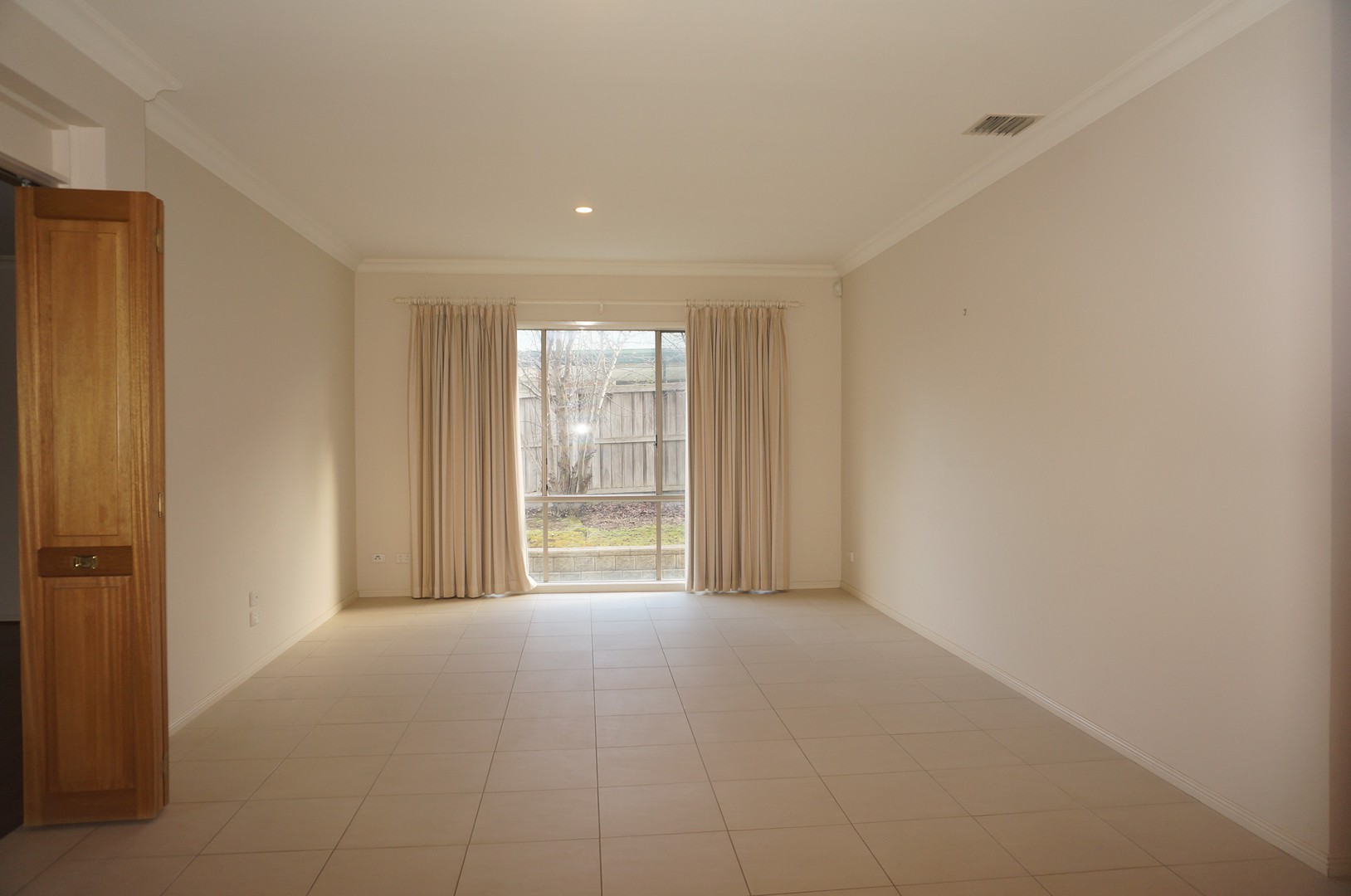 105 Yellow Gum Boulevard, Sunbury, VIC 3429 - Thumbnail 2 - 24/11/2021