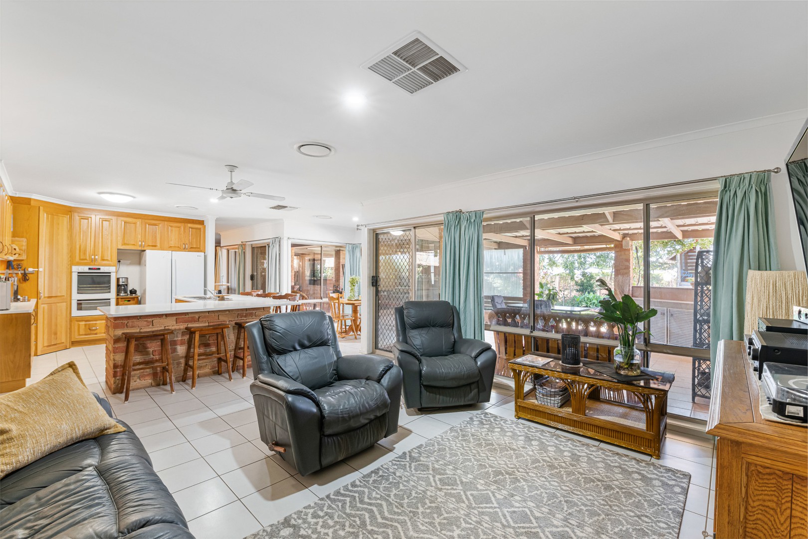 1058-1062 Cowra Avenue, Irymple, VIC 3498, Irymple - Thumbnail 5
