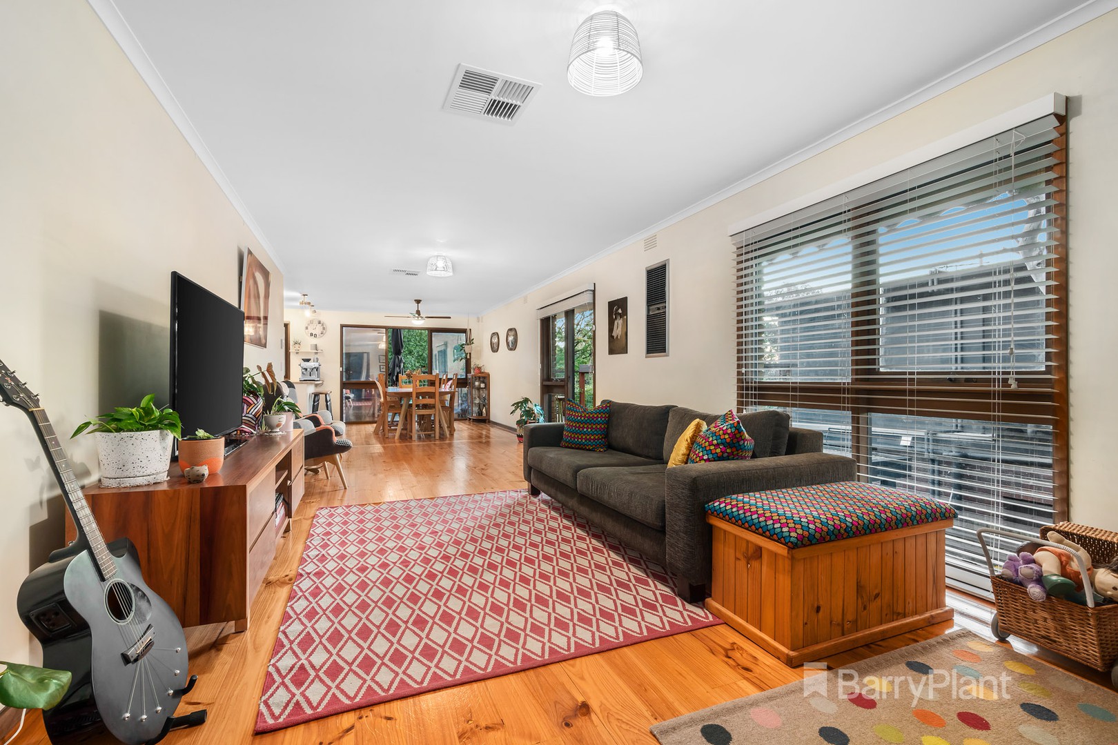 106 Dalton Street, Eltham, VIC 3095 - Thumbnail 2 - 04/01/2022