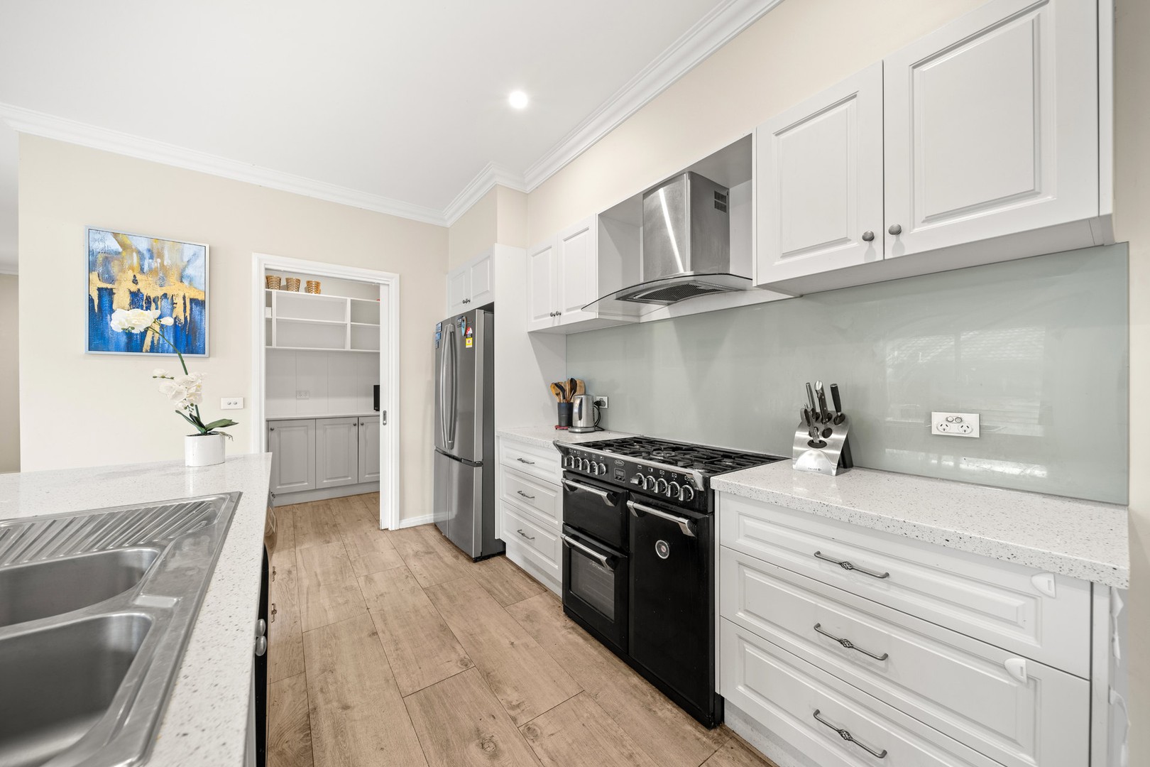 106 Jackson Drive, Drouin, VIC 3818, Drouin - Thumbnail 3