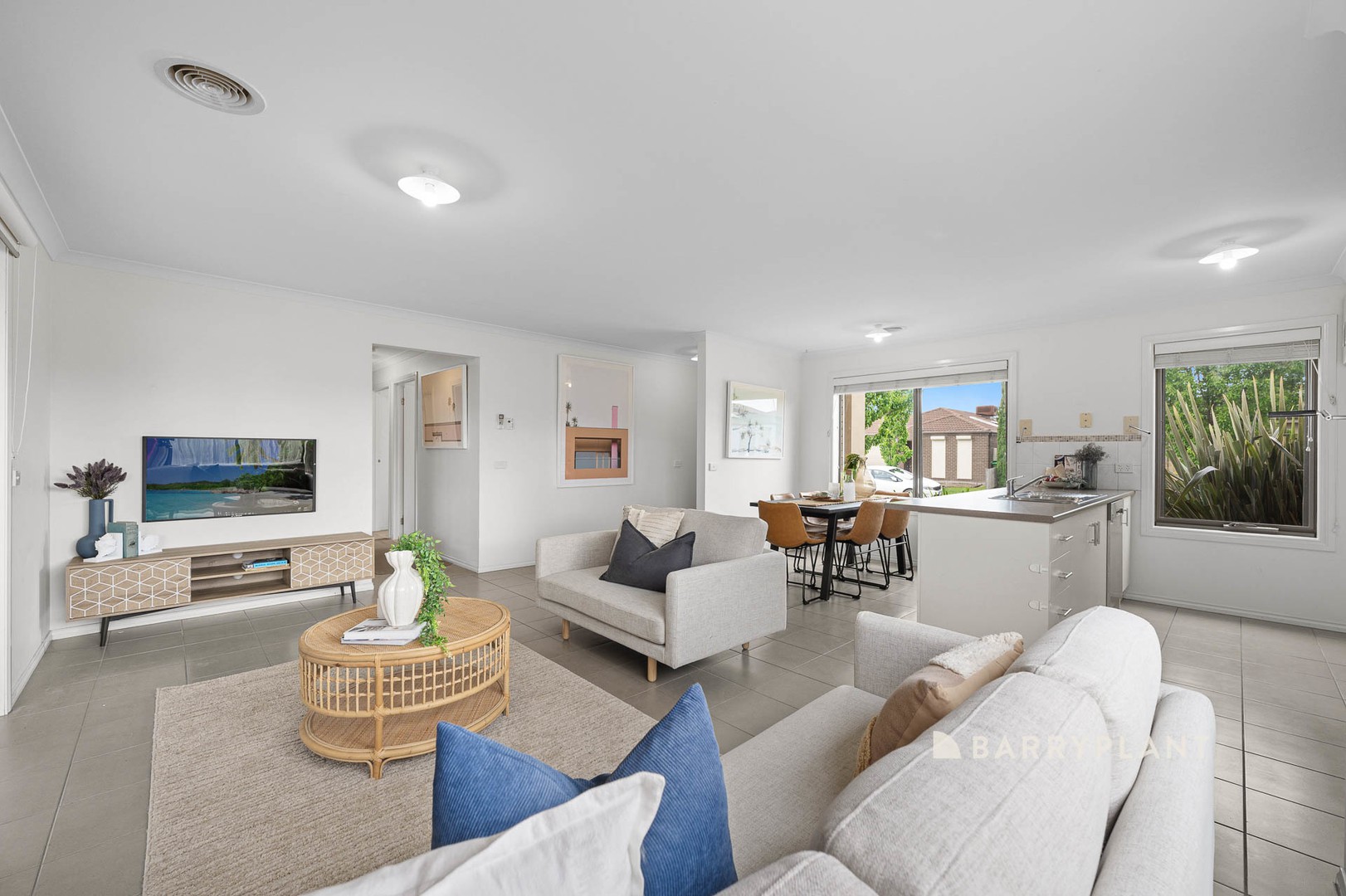 106 Melissa Way, Pakenham, VIC 3810, Pakenham - Thumbnail 6