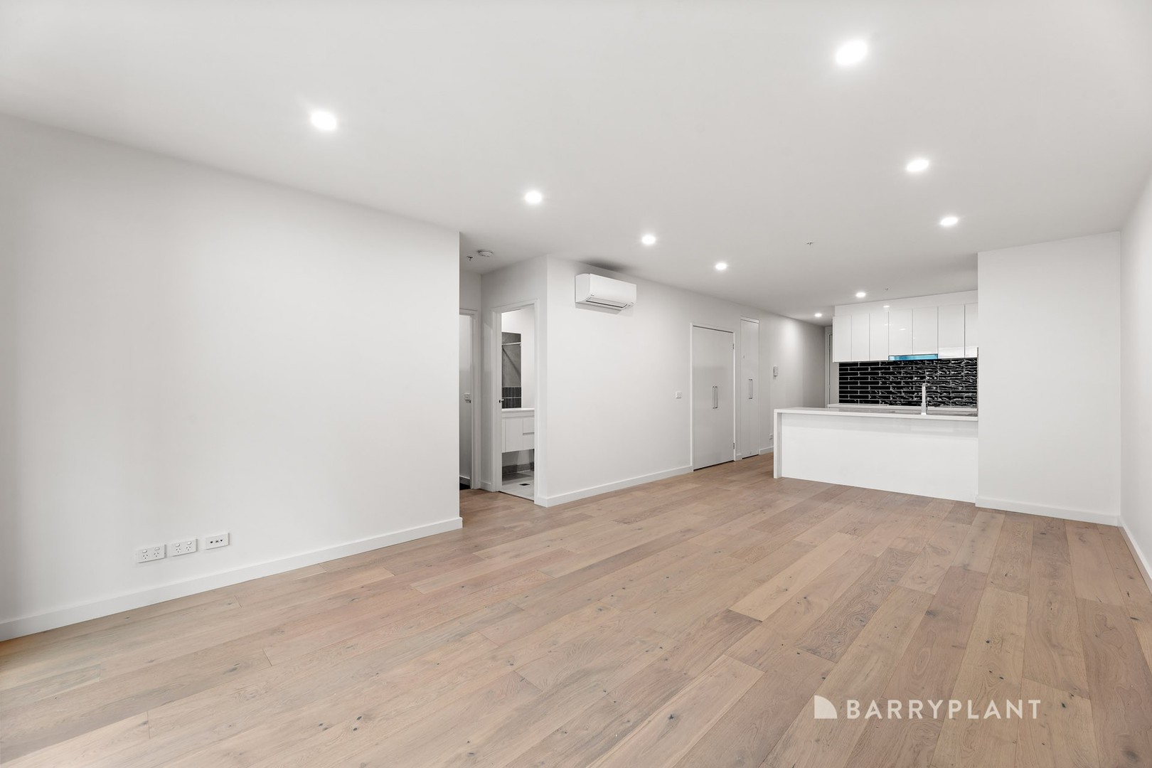 107/14-16 Springfield Avenue, Croydon, VIC 3136, Croydon - Thumbnail 4