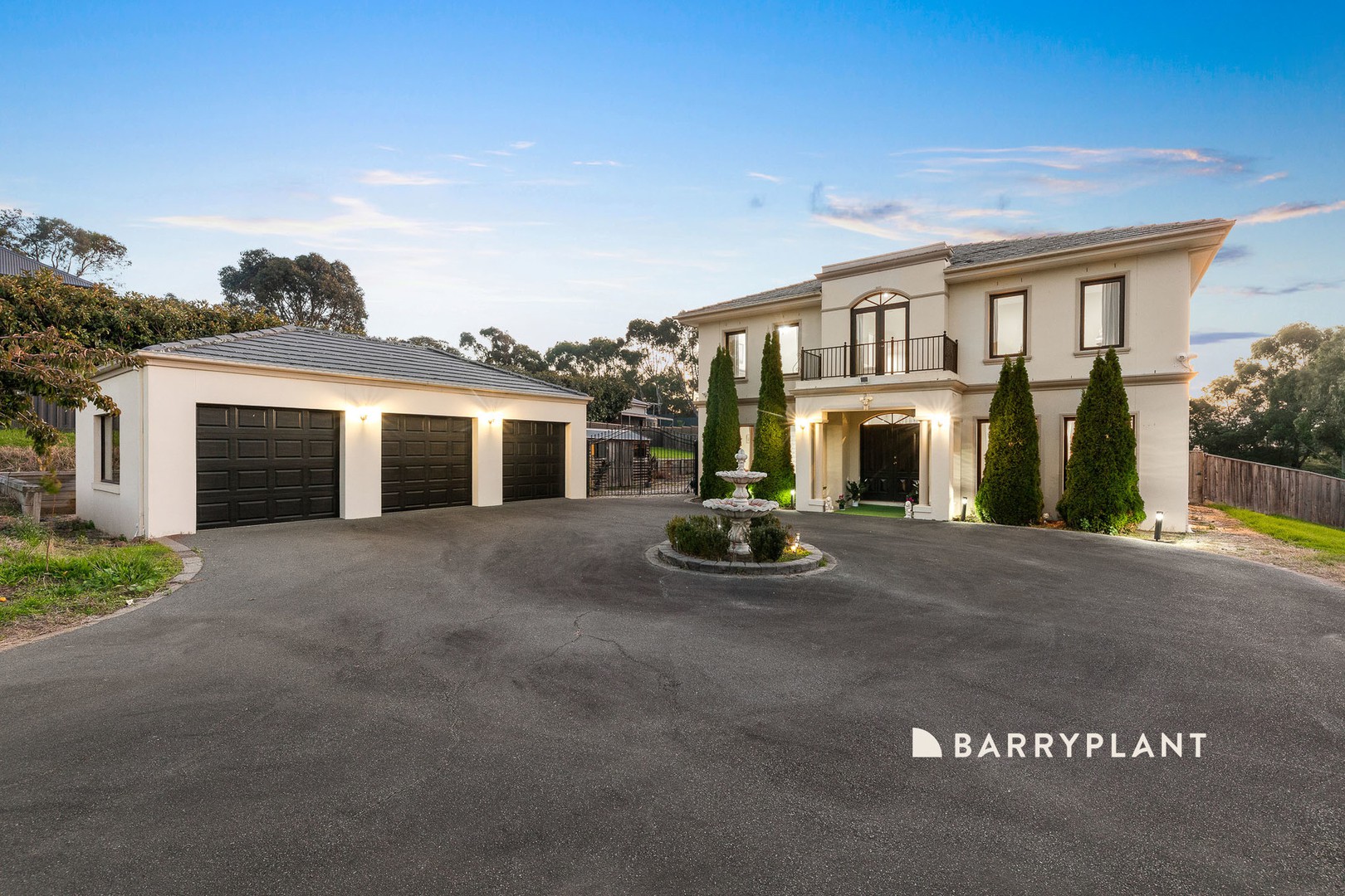 107 Brundrett Road, Narre Warren North, VIC 3804 - Thumbnail 2 - 10/05/2024