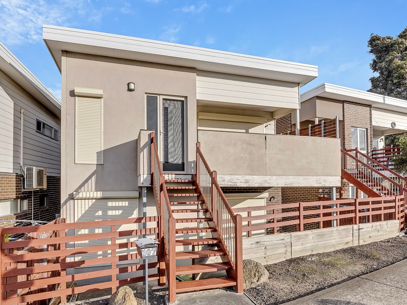 107 Creekwood Drive, Craigieburn, VIC 3064 - Image - 11/07/2025