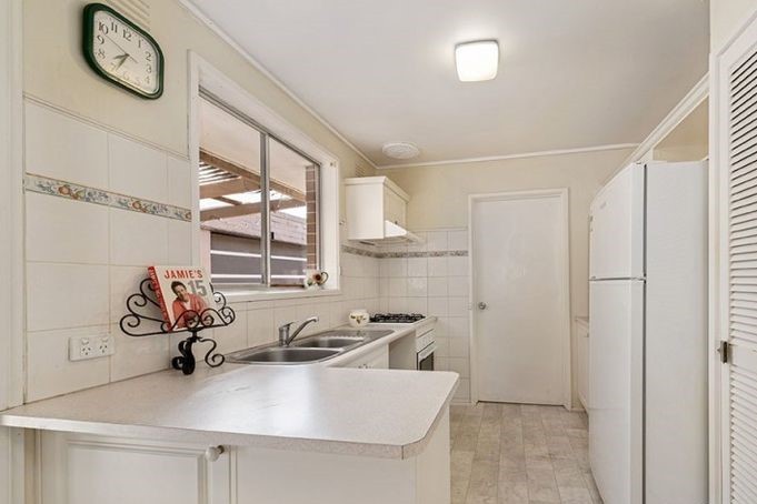 107 Greenwood Drive, Bundoora, VIC 3083 - Thumbnail 2 - 28/04/2026