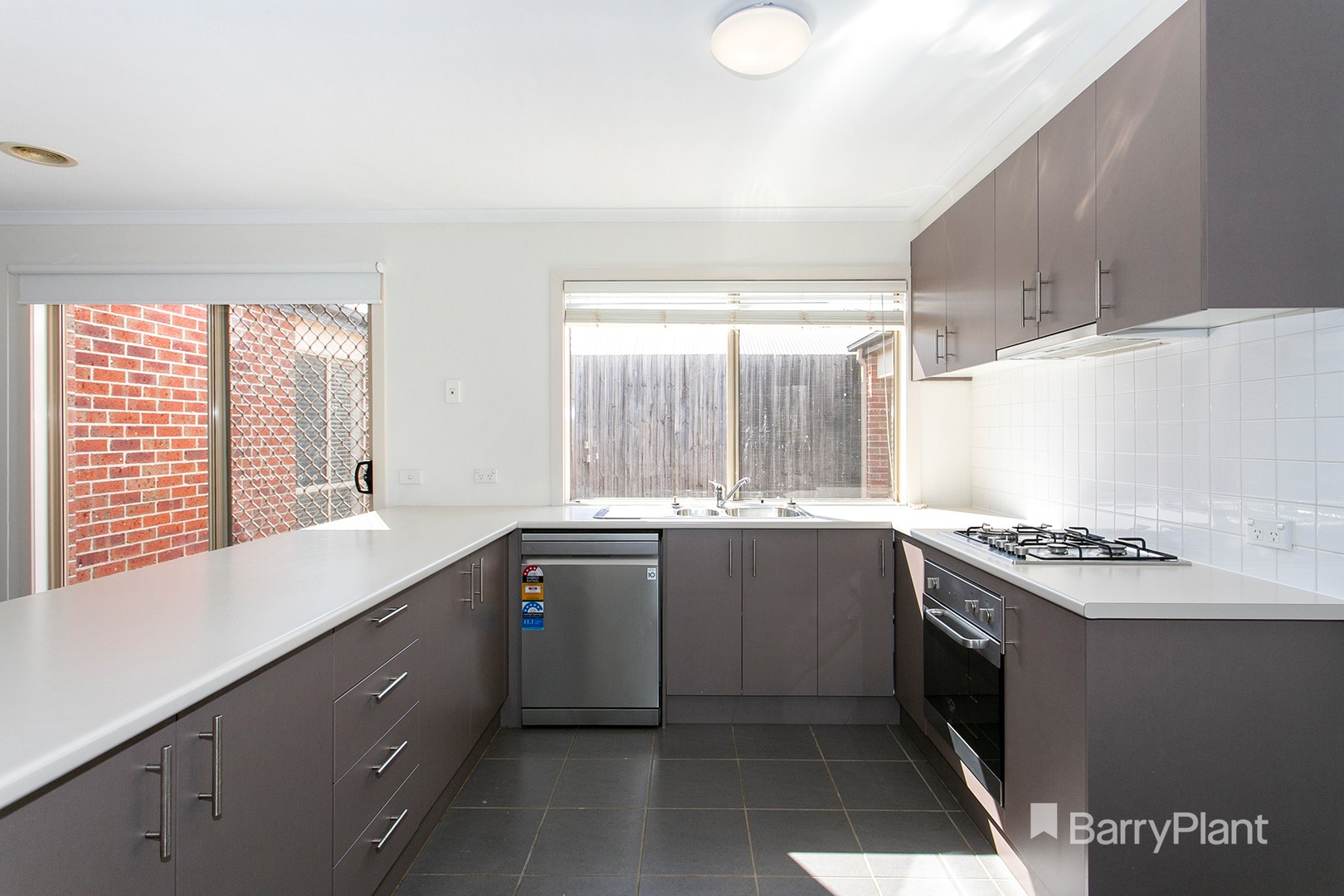 107 McNeilly Road, Drouin, VIC 3818, Drouin - Thumbnail 3