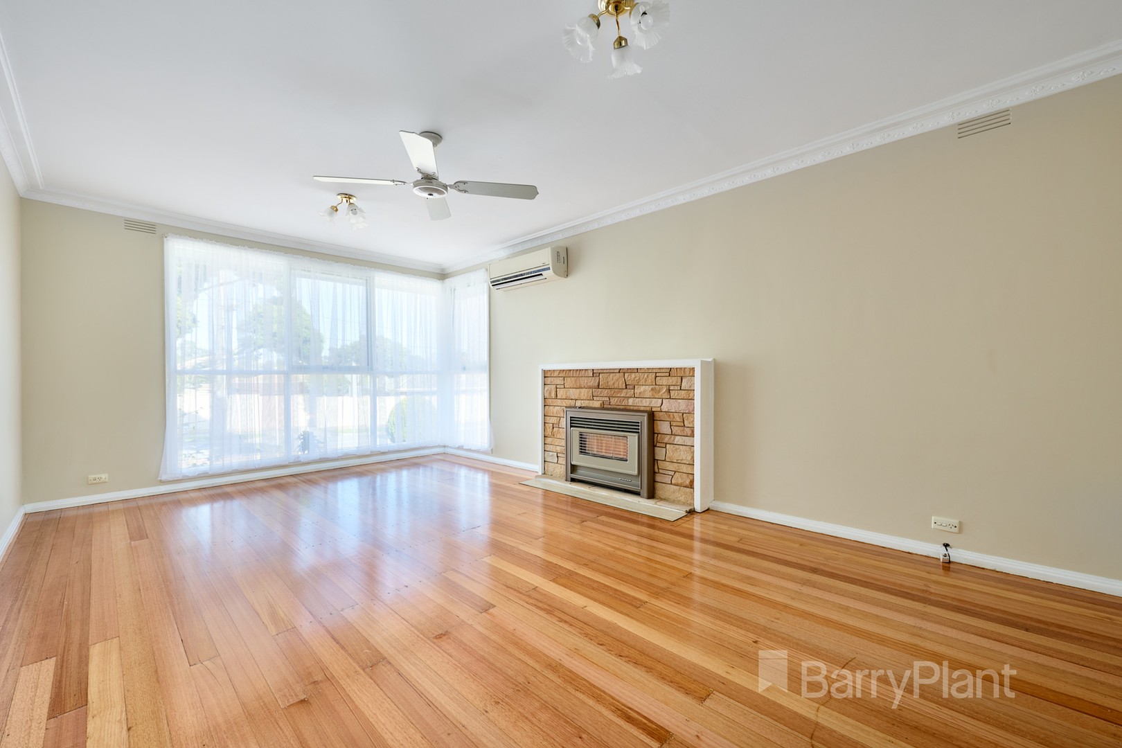 107 Oakwood Avenue, Noble Park North, VIC 3174, Noble Park North - Thumbnail 2