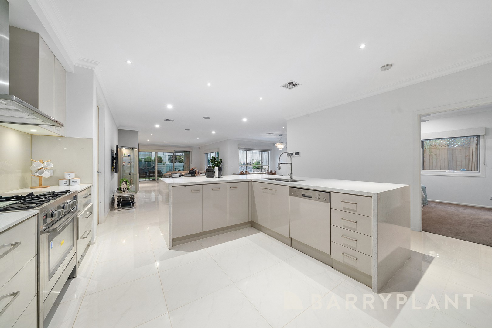 107 Queens Gardens, Bundoora, VIC 3083, Bundoora - Thumbnail 5
