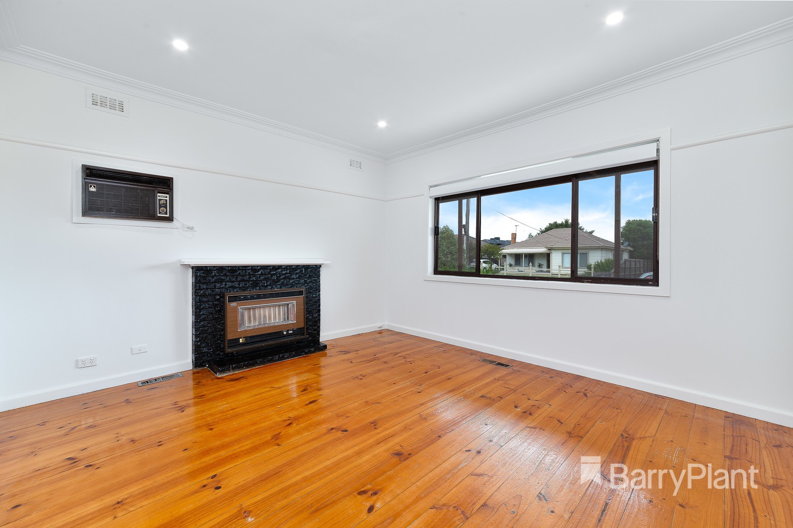 107 Tarana Avenue, Glenroy, VIC 3046, Glenroy - Thumbnail 2