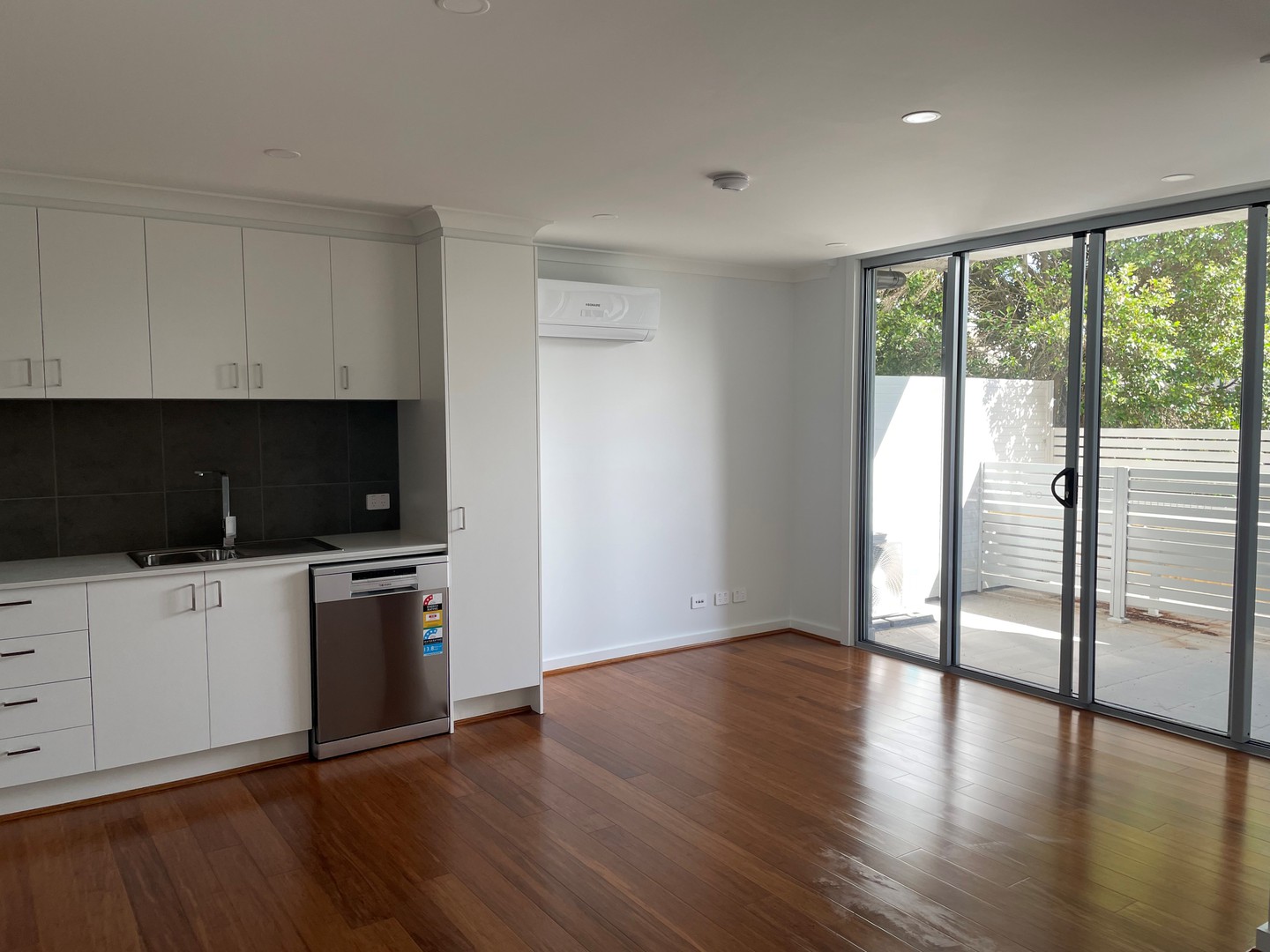 108/8 Tulip Crescent  Crescent, Boronia, VIC 3155, Boronia - Thumbnail 2
