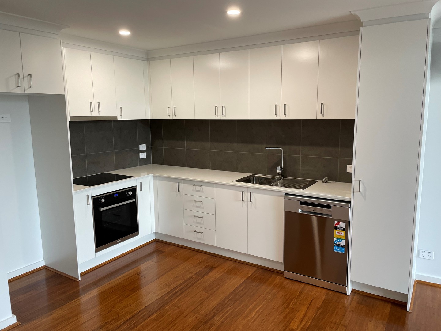 108/8 Tulip Crescent  Crescent, Boronia, VIC 3155, Boronia - Thumbnail 3
