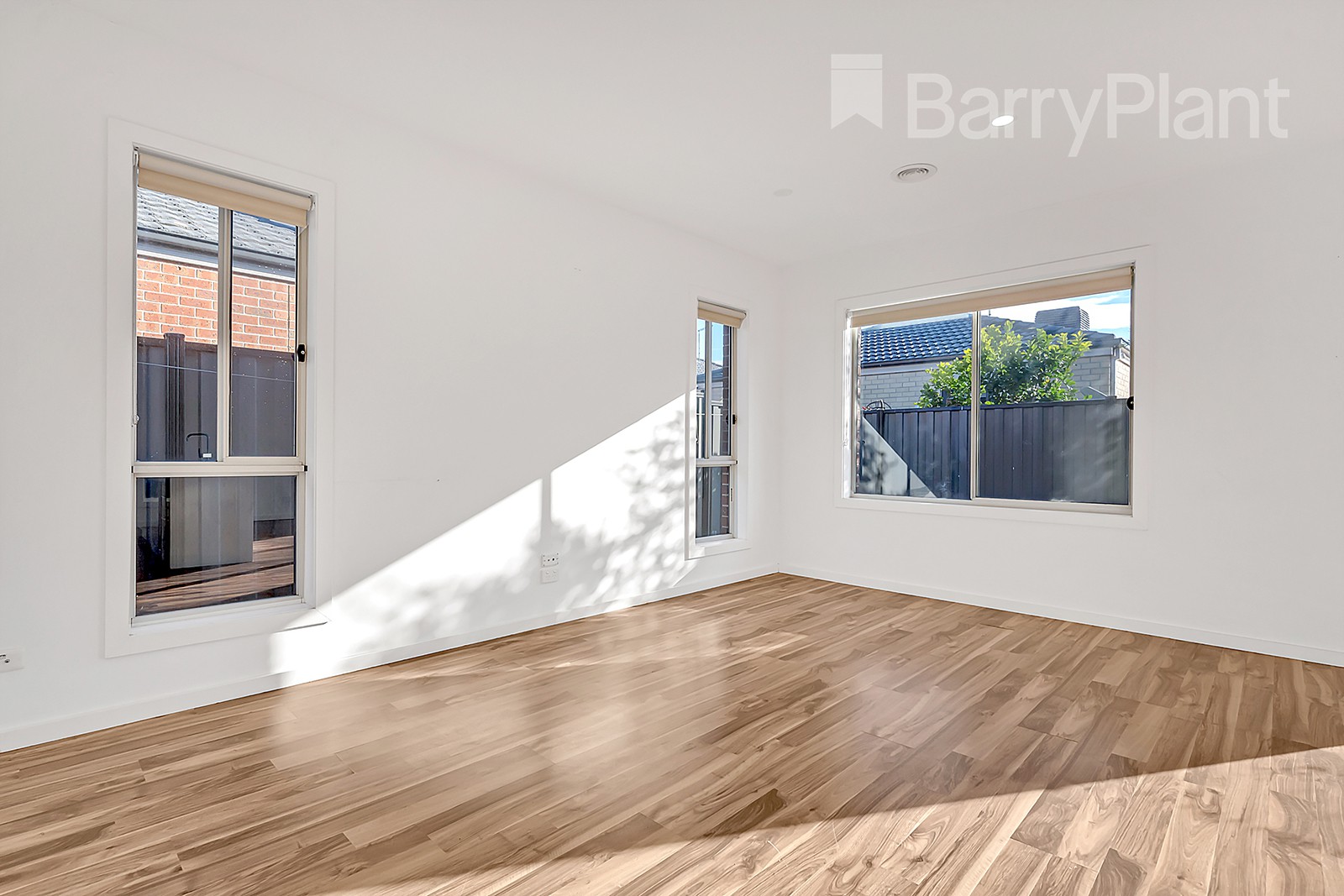 108 Bluebell Drive, Craigieburn, VIC 3064, Craigieburn - Thumbnail 8