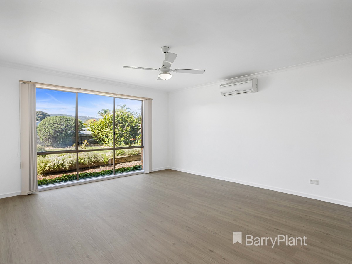 108 Eighth Avenue, Rosebud, VIC 3939, Rosebud - Thumbnail 3