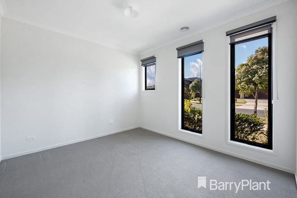 108 Pioneer Drive, Aintree, VIC 3336, Aintree - Thumbnail 3