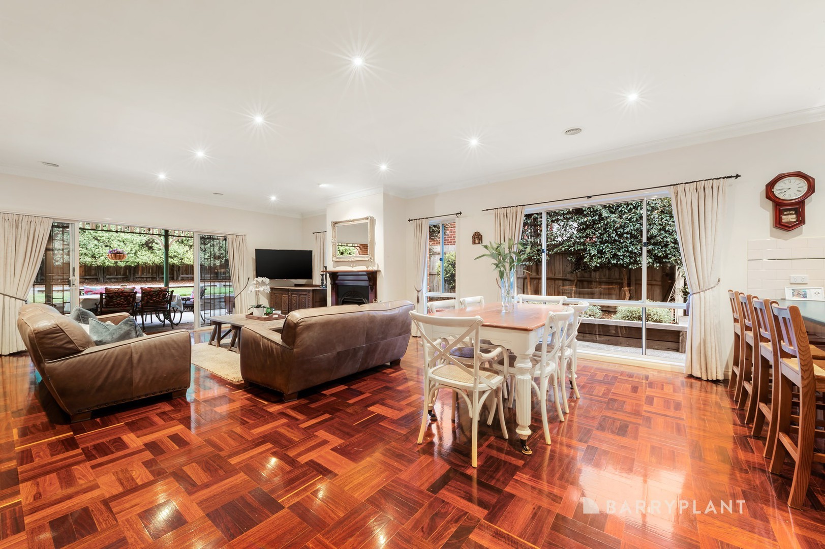 108 Stockdale Way, Mill Park, VIC 3082, Mill Park - Thumbnail 6
