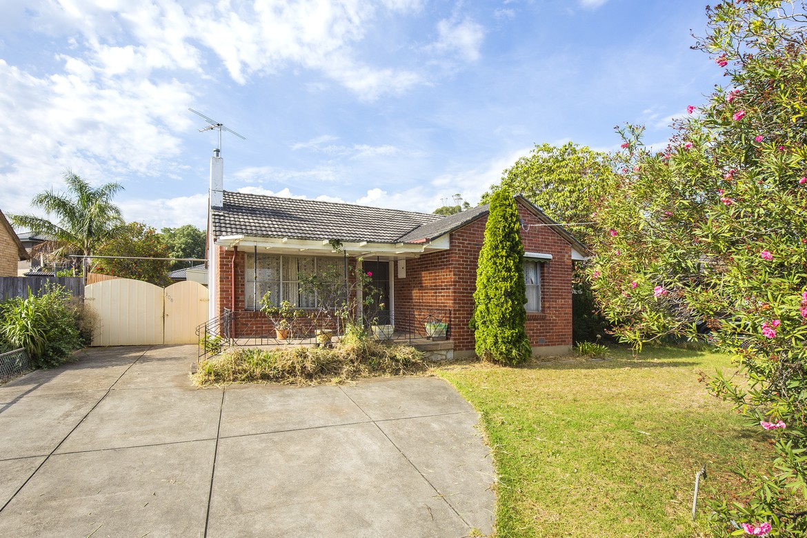 108 Sunset Boulevard, Jacana, VIC 3047, Jacana - Thumbnail 2