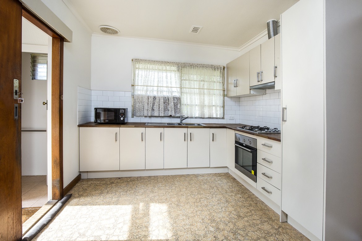 108 Sunset Boulevard, Jacana, VIC 3047, Jacana - Thumbnail 5