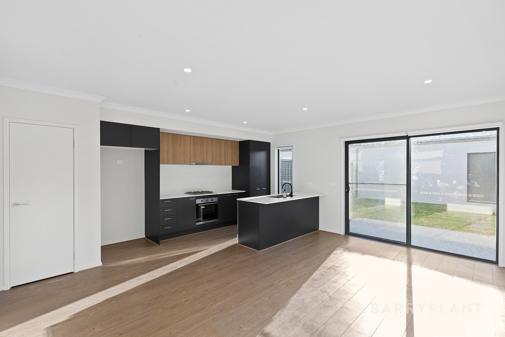 109 Carnival Boulevard, Berwick, VIC 3806, Berwick - Thumbnail 2