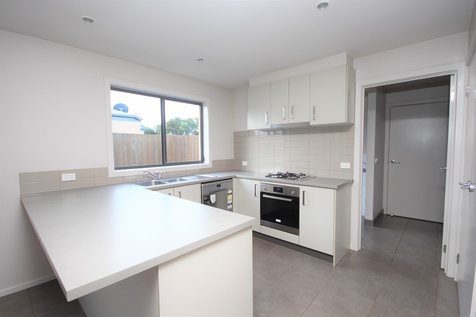 10A Ardeche Lane, Marshall, VIC 3216, Marshall - Thumbnail 4
