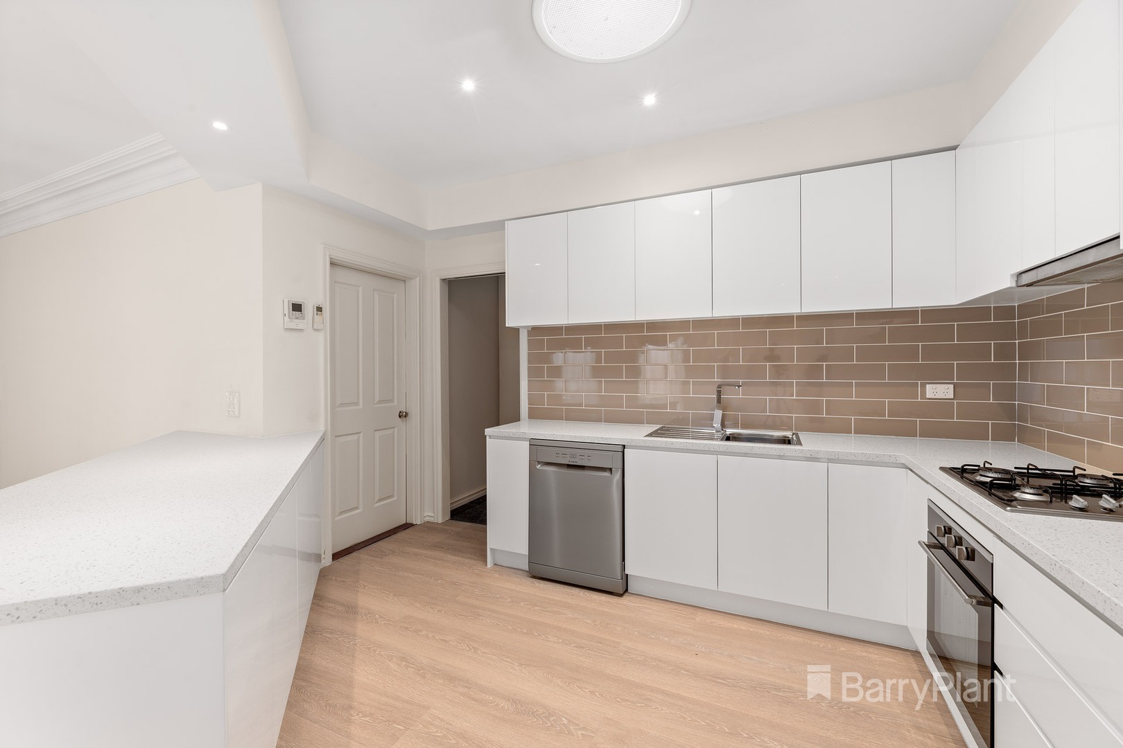 10A Bourke Street, Bulleen, VIC 3105, Bulleen - Thumbnail 5